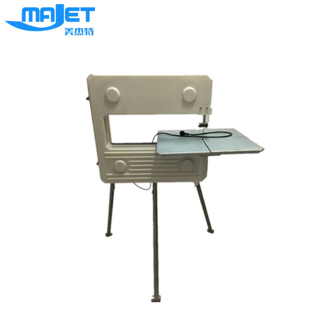 Mesin pemotong lantai akses terangkat